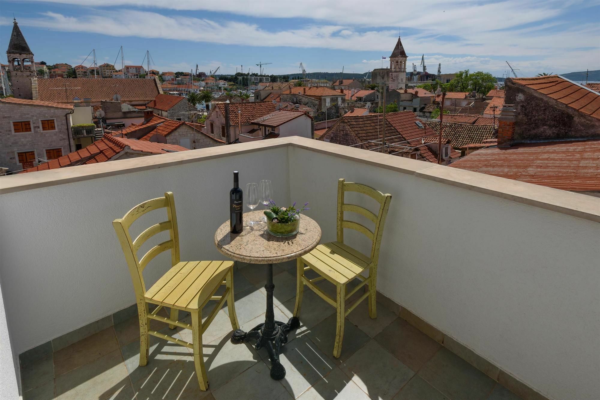 Villa Meri Trogir Exterior photo